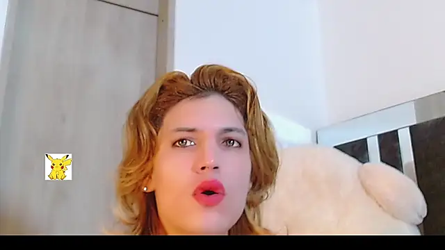 Snapshot of honey_skin chatting on 02.09.25 honey skin online show from 02.09.25