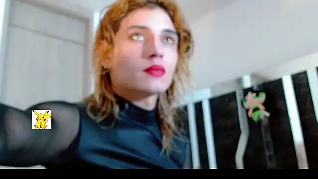 Snapshot of honey_skin chatting on 02.16.25 honey skin online show from 02.16.25