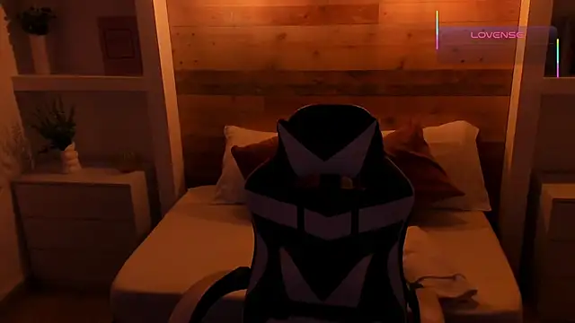 candy summer28 online show from 12.01.25