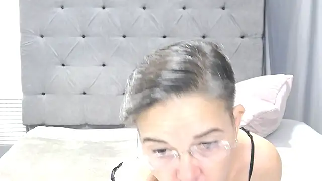 Snapshot of StaceyDarling chatting on 10.23.25 StaceyDarling online show from 10.23.25