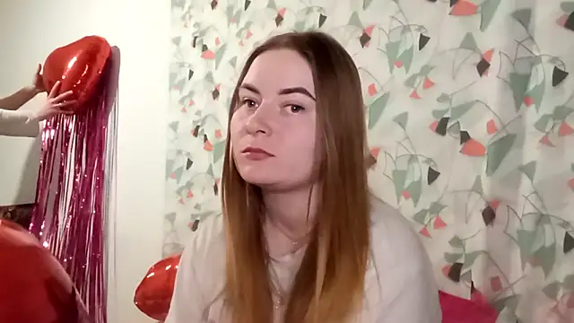 Snapshot of ElenaMaeer chatting on 02.10.26 ElenaMaeer online show from 02.10.26