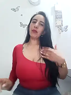 Snapshot of christine-x chatting on 10.09.25 christine-x online show from 10.09.25