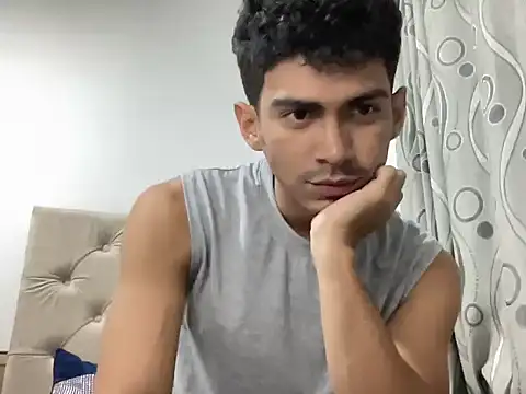 Snapshot of WildLogan chatting on 02.11.26 WildLogan online show from 02.11.26