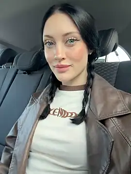 Melissa crazy online show from 04.18.26