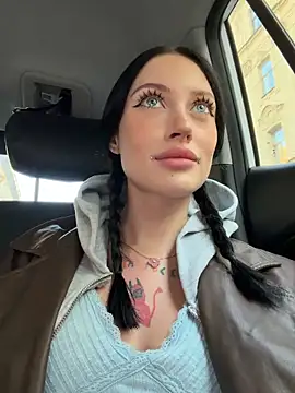 Melissa crazy online show from 04.21.26