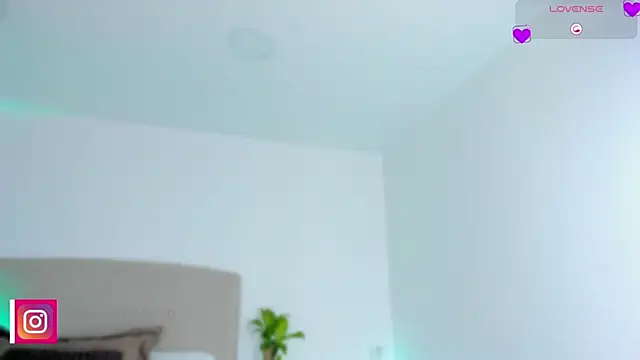 Snapshot of Ammy_xx chatting on 02.19.26 Ammy xx online show from 02.19.26