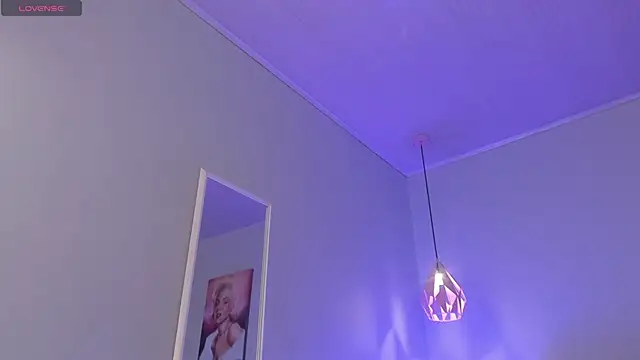 ScarletGV online show from 02.13.26