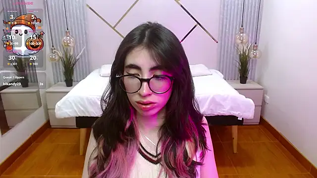 LenaRoses online show from 11.05.25