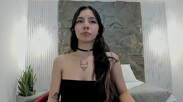 Snapshot of alice_greco chatting on 03.25.26 alice greco online show from 03.25.26