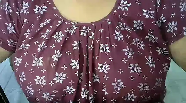 Snapshot of dramebaz_queen chatting on 03.06.25 dramebaz queen online show from 03.06.25