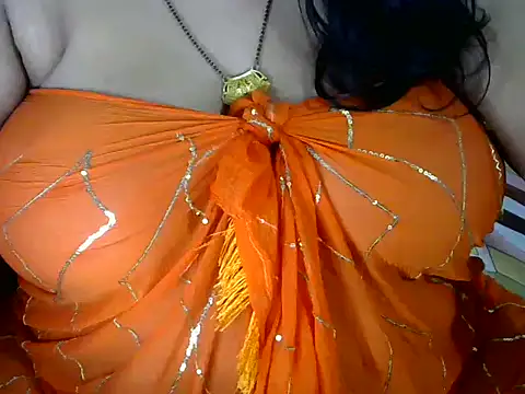 Snapshot of dramebaz_queen chatting on 11.09.25 dramebaz queen online show from 11.09.25