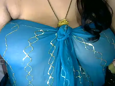 Snapshot of dramebaz_queen chatting on 11.27.25 dramebaz queen online show from 11.27.25