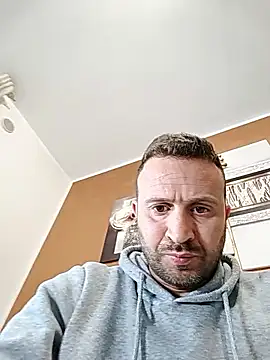 Snapshot of gilera250s chatting on 05.06.26 gilera250s online show from 05.06.26