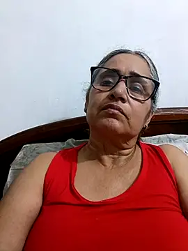 Snapshot of _candi chatting on 04.26.26 candi online show from 04.26.26