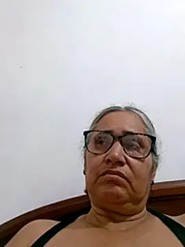 Snapshot of _candi chatting on 04.30.26 candi online show from 04.30.26