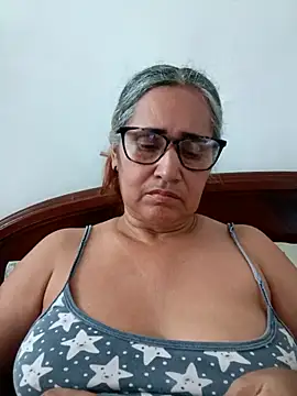 Snapshot of _candi chatting on 05.02.26 candi online show from 05.02.26