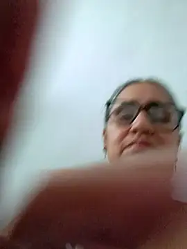 Snapshot of _candi chatting on 05.08.26 candi online show from 05.08.26