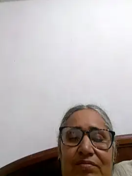 Snapshot of _candi chatting on 05.09.26 candi online show from 05.09.26