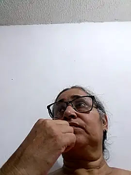 Snapshot of _candi chatting on 05.12.26 candi online show from 05.12.26