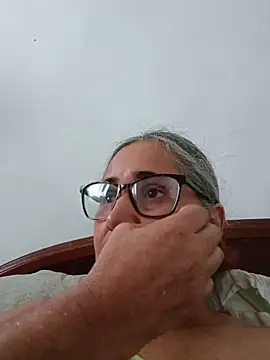 Snapshot of _candi chatting on 05.15.26 candi online show from 05.15.26
