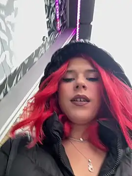 Snapshot of RiriRoseey chatting on 12.26.24 RiriRoseey online show from 12.26.24