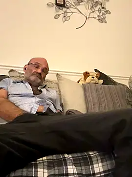 Shyboy817 online show from 11.08.25