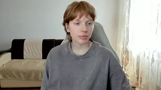 Snapshot of StellaDavis chatting on 05.20.26 StellaDavis online show from 05.20.26