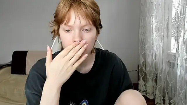Snapshot of StellaDavis chatting on 05.29.26 StellaDavis online show from 05.29.26