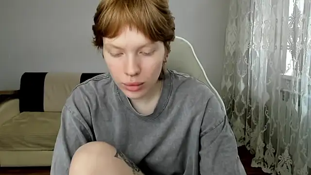 Snapshot of StellaDavis chatting on 06.02.26 StellaDavis online show from 06.02.26