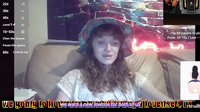 Snapshot of AriellaTaylor chatting on 09.11.25 AriellaTaylor online show from 09.11.25