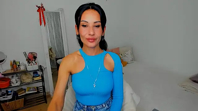 Snapshot of Blackeyeslady chatting on 05.16.26 Blackeyeslady online show from 05.16.26
