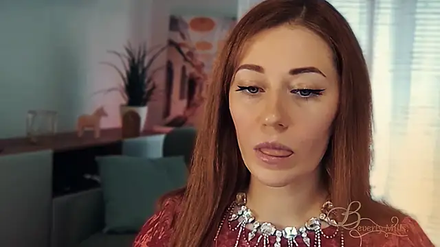 MissBeverlyMills online show from 01.12.26