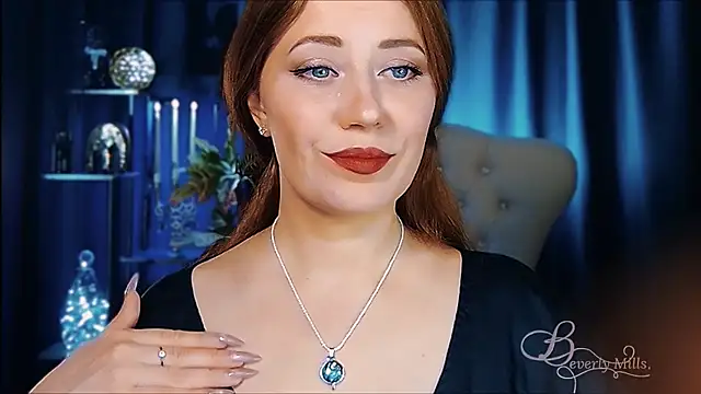 Snapshot of MissBeverlyMills chatting on 05.10.26 MissBeverlyMills online show from 05.10.26