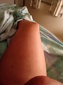 prettyythickk420 online show from 09.29.25