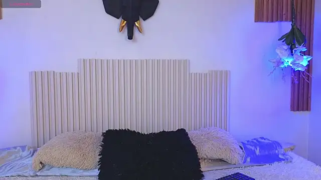  poison sweet online show from 04.04.26