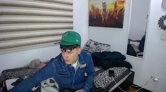 Snapshot of Pharaon_71 chatting on 03.07.25 Pharaon 71 online show from 03.07.25