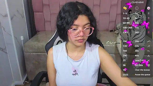 victoria castillo b online show from 01.11.26