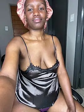 Snapshot of Kinkyy_ chatting on 04.17.26 Kinkyy online show from 04.17.26