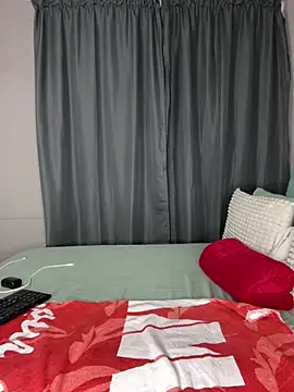 Snapshot of Kinkyy_ chatting on 04.19.26 Kinkyy online show from 04.19.26