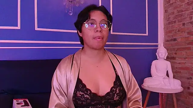 Emmapark  online show from 11.06.25