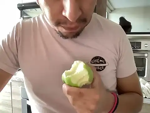 littlelatinhunter online show from 01.06.26