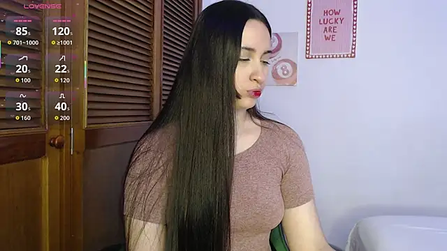 Snapshot of sofiaduque_26 chatting on 04.29.26 sofiaduque 26 online show from 04.29.26