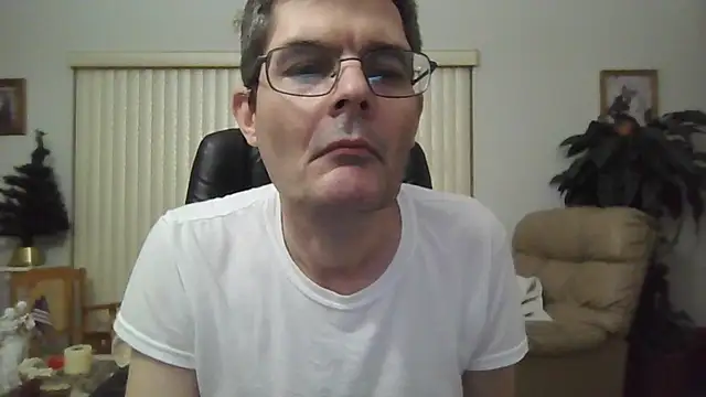 Snapshot of Copfiremen4566 chatting on 12.21.24 Copfiremen4566 online show from 12.21.24