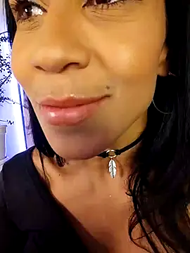 Snapshot of Charlotte_Bayron chatting on 12.13.24 Charlotte Bayron online show from 12.13.24