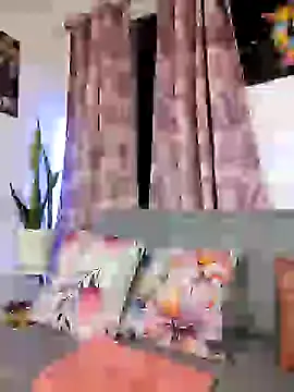 Snapshot of Charlotte_Bayron chatting on 01.02.25 Charlotte Bayron online show from 01.02.25