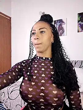 Snapshot of Charlotte_Bayron chatting on 10.02.25 Charlotte Bayron online show from 10.02.25