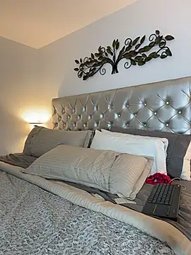 Georgiafox online show from 10.28.25