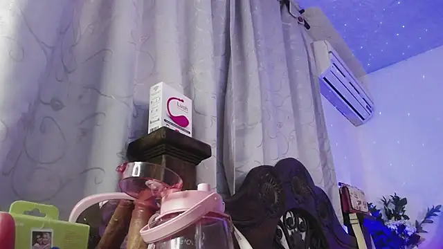 SexyLuna   online show from 02.22.25