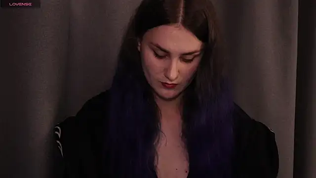 Erotic Synth Goddess online show from 10.17.25