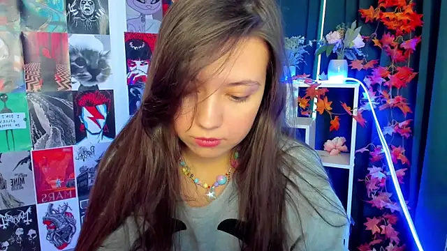 Lina Brownie online show from 12.04.24